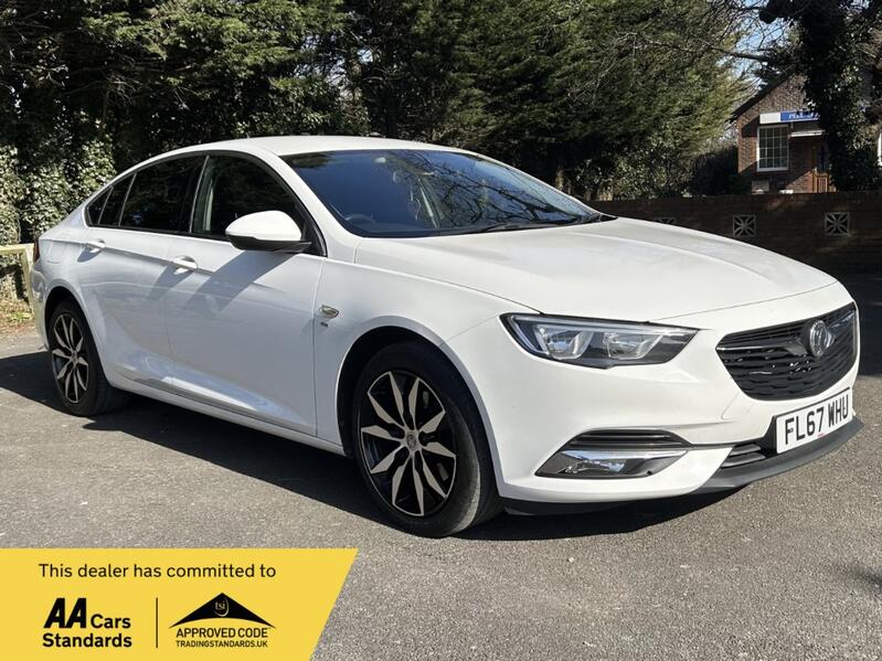 VAUXHALL INSIGNIA 2.0 Turbo D BlueInjection SRi Nav